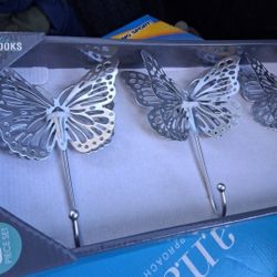 Butterfly 3 Pk Wall Hooks. Silver Or Gold . New Great For Pool Area To Hang Beach Towels .