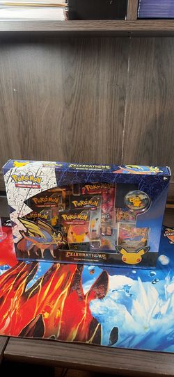 Pokemon Celebrations Deluxe Pin Collection