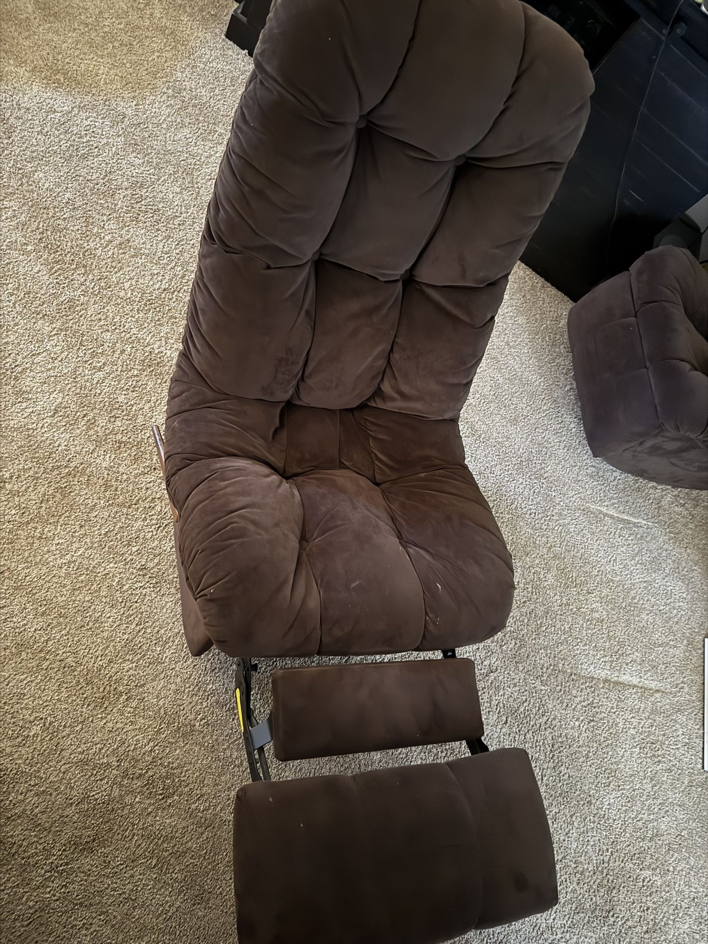 Armless Reclining Chairs