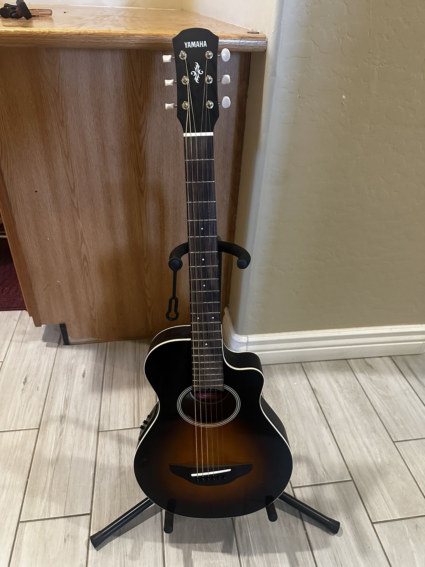 Yamaha Concert Acoustic Electric