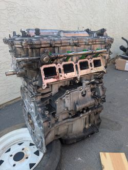 Toyota 1AR-FE 2.7L engine core - blown head gasket