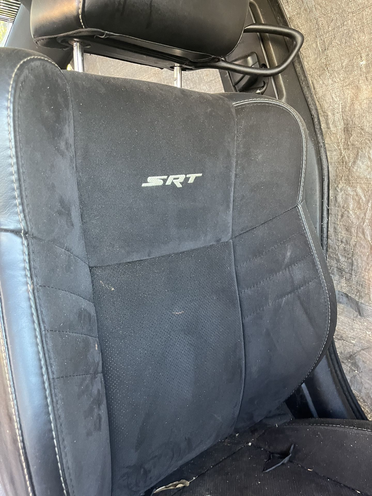 SRT SEATS 