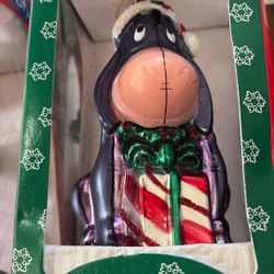 Pooh And Friends Ornaments 