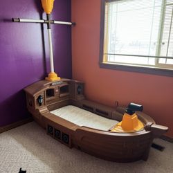 Little Tikes Boat Bed