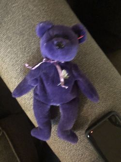 Princess beanie baby. Very rare not in the best condition. Price is negotiable