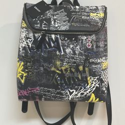 DKNY - Tilly MD TZ Women’s Backpack R14KQl141