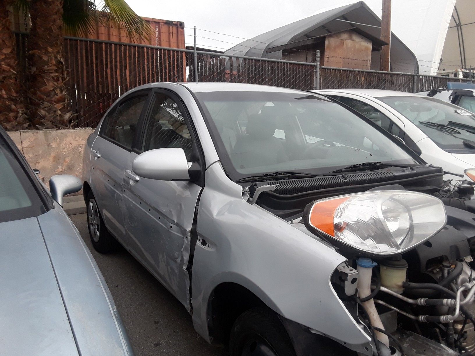 Hyundai Accent 2008/10/11 Part out