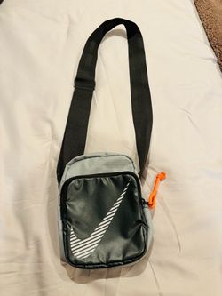Nike crossbody bag