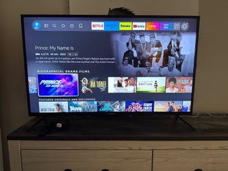 Like new Smart TV - 43 Inch Toshiba