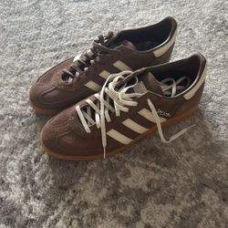 Adidas Trendy Brown 