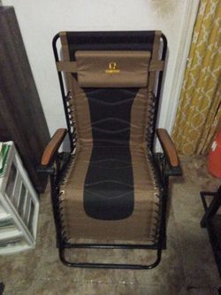 Porch chair worth a 100$