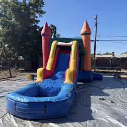 Bounce House/water Slide 