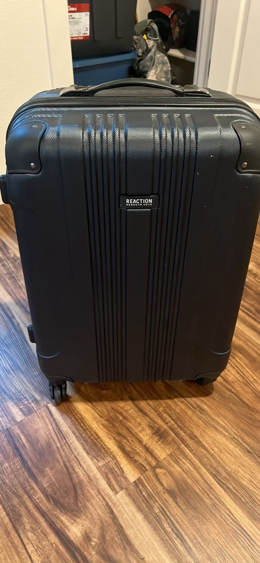 Roller Suitcase