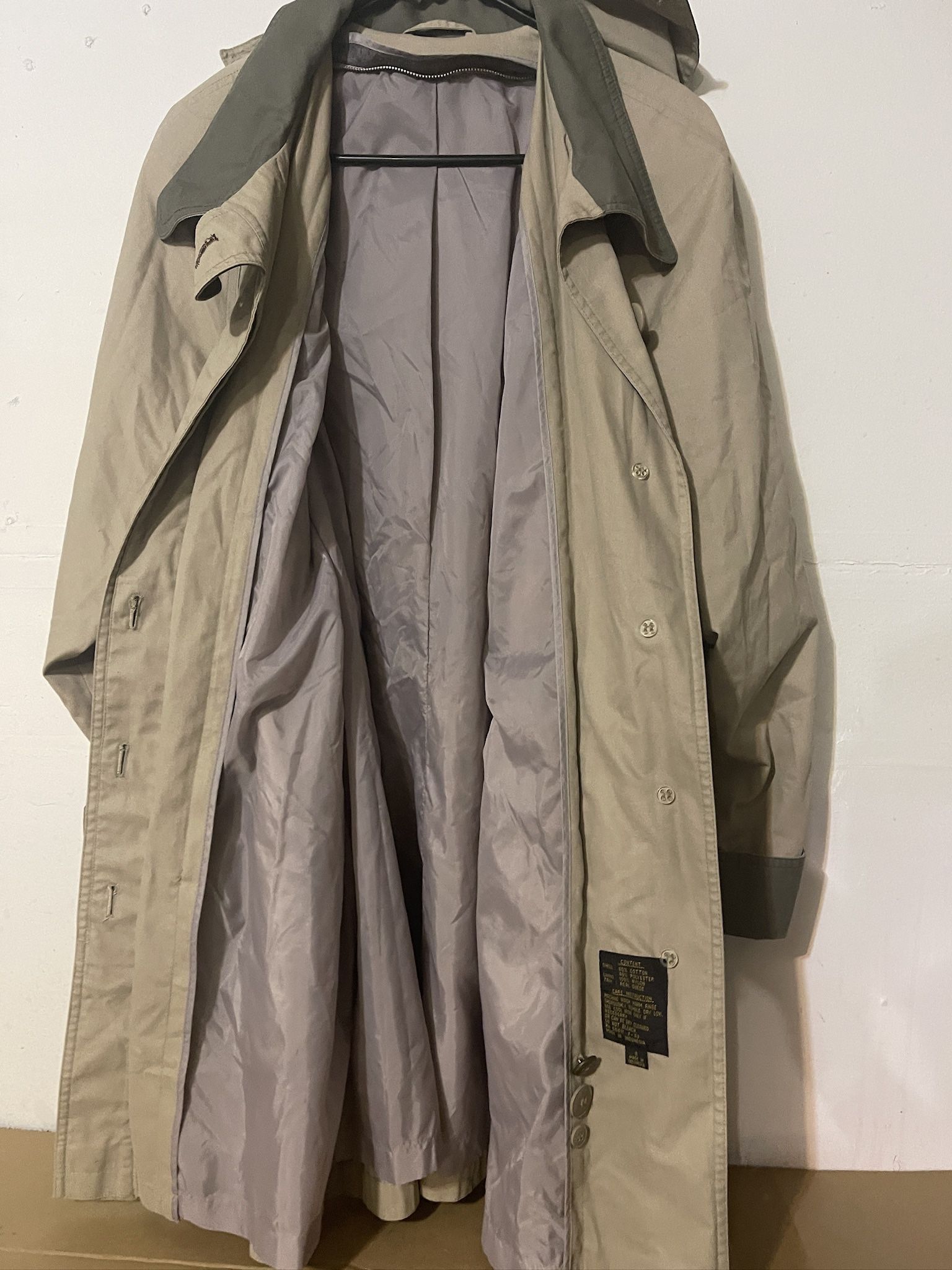 Woman All-Weather Coat L