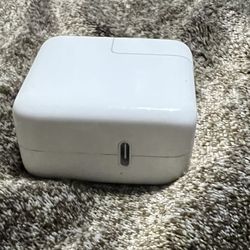 Mac Book Air Charging Block