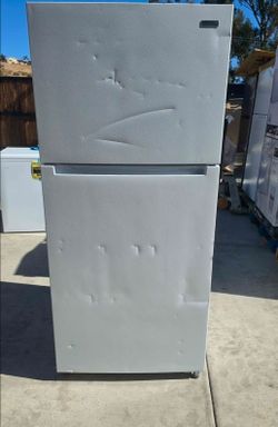 Vissani 18.1 cu.ft. top Freezer Refrigerator