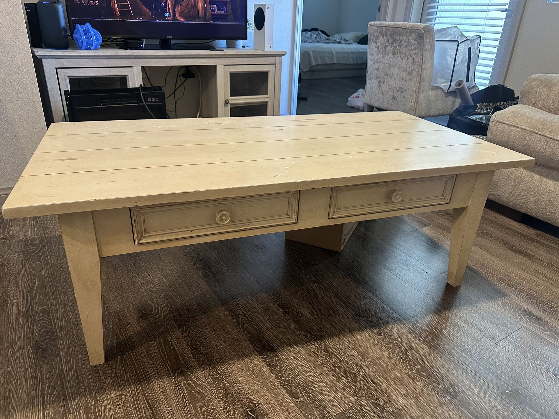 Ethan Allen coffee and end table