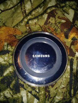 Samsung Wireless Charging Dock