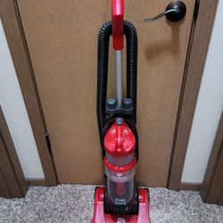 Nice Small Dirt Devil Vacuum.