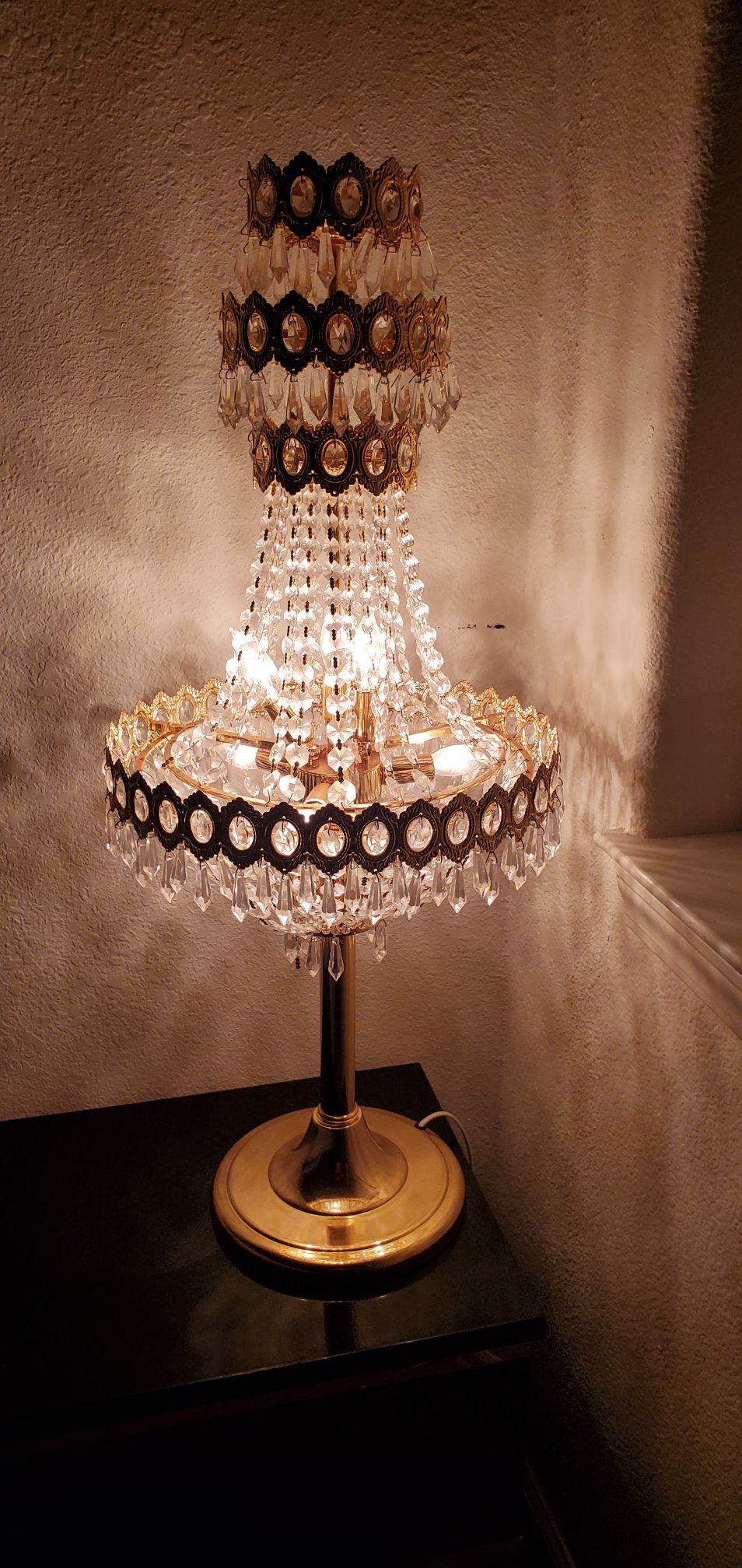 Chandelier table lamp