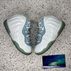 Nike Air Foamposite Toddler 5C Great Condition