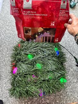 FS: 18ft Pre Lit LED Garland