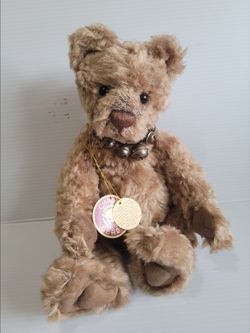 Charlie Bears Ellie CB194528 Retired Isabelle Lee. W/ Tags. Great Condition.