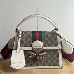 A classic women's handbag
