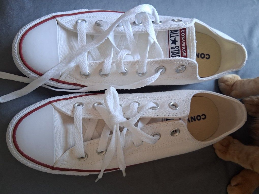 Converse All Star Chuck Taylor Size Women's 9.5 Men's 7.5 Unisex