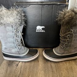 SOREL WOMEN'S JOAN OF ARCTIC SIZE 7 