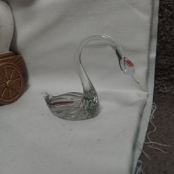 Glass Swan Figurine