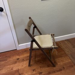 Folding Wooden Chair With Fabric Pad