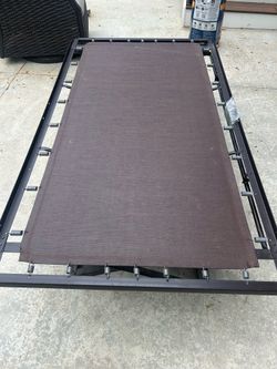 Pop up trundle bed