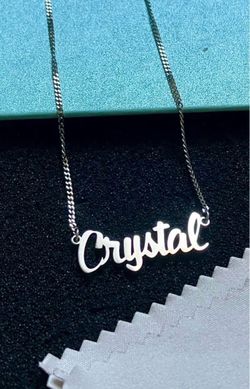 Mluhkee nameplate necklace “Crystal”