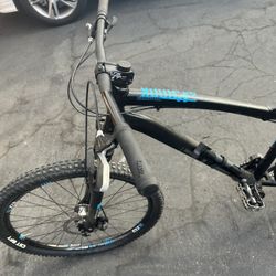 Mountain Bike 