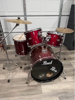 Pearl drum kit
