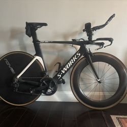 Specialized Shiv TT Bike – Size M (56cm) – Di2, Disc Wheels + Training Wheels