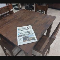 *Weekend Special!!!*---Stellar Brantley Wood Dining Table Sets W/4 Chairs---Delivery And Financing Available🫡