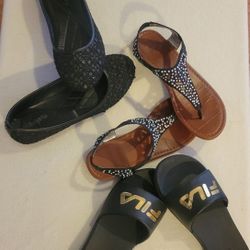 Sandals & Flat Choose Sz 6