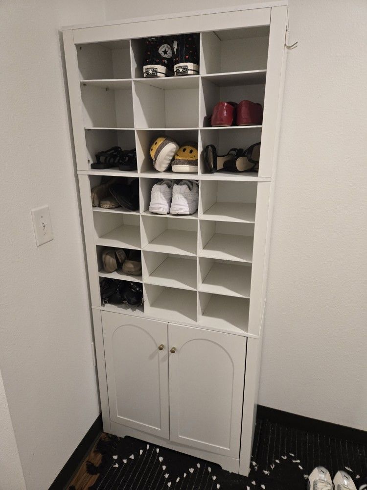 Shoe Rack (Fits Almost 30 Pairs)