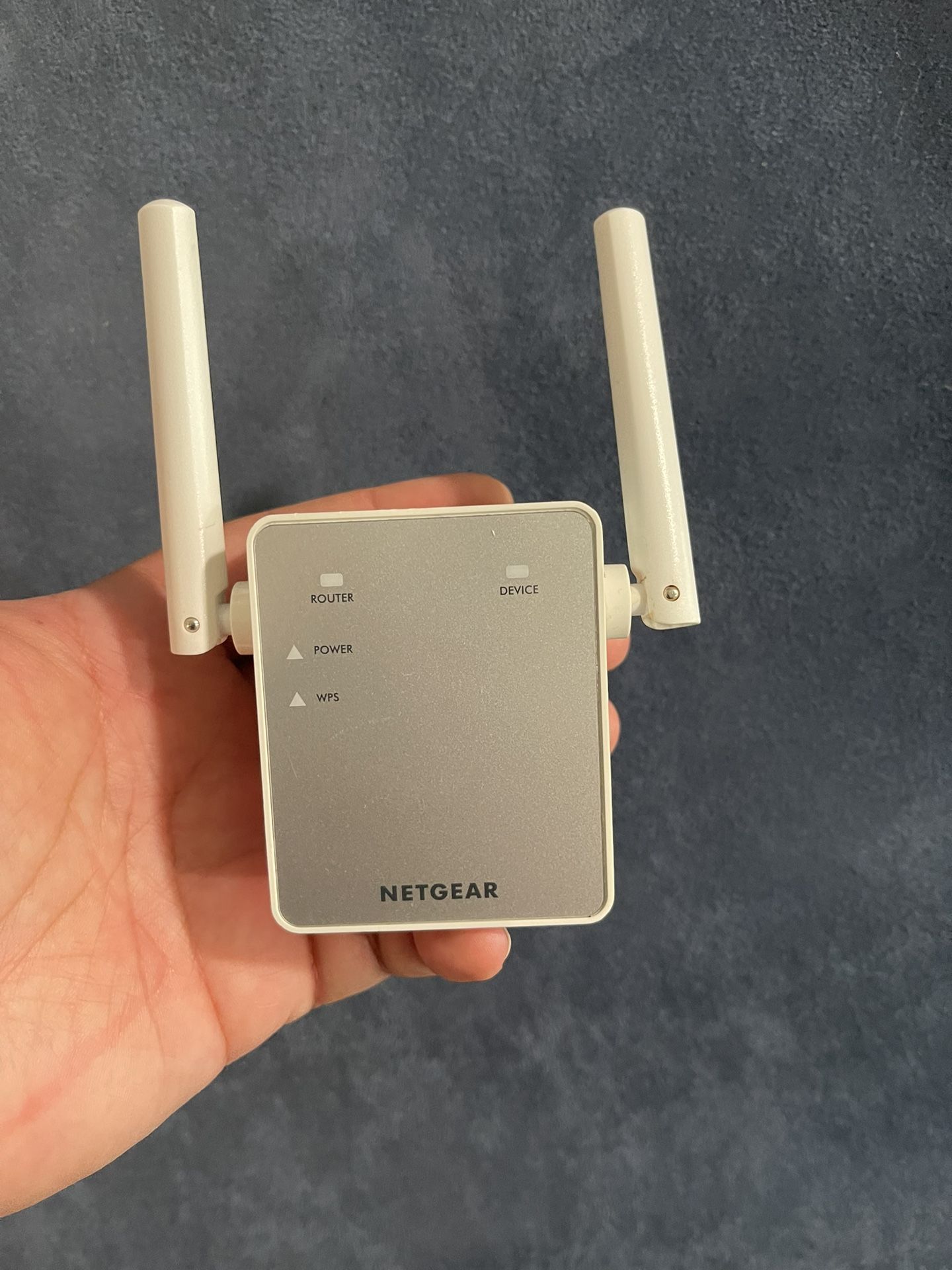 NETGEAR EX3700 WiFi Range Extender