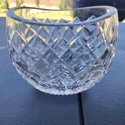 Waterford Crystal 4 ¼” Oval Vase Diamond Pattern Cut , 

