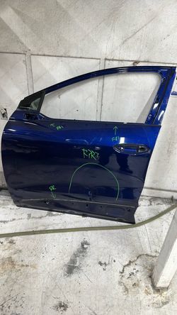 2023 Audi q4 drivers door