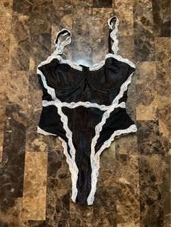 FOREVER 21 LINGERIE SMALL