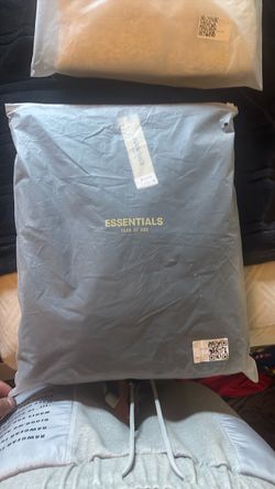 Essentials hoodie black
