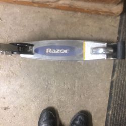 Razor scooter