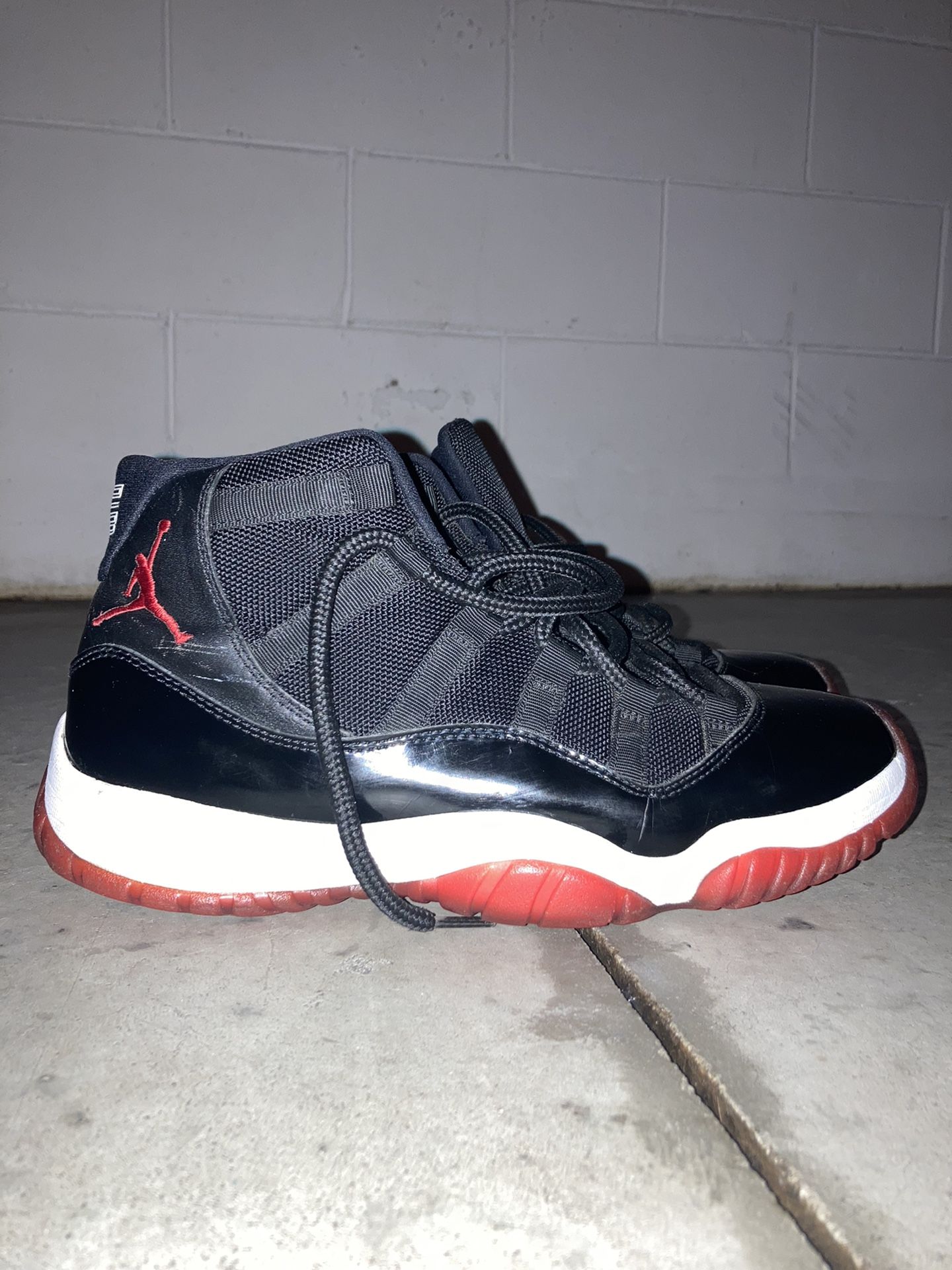 bred 11s black and blue