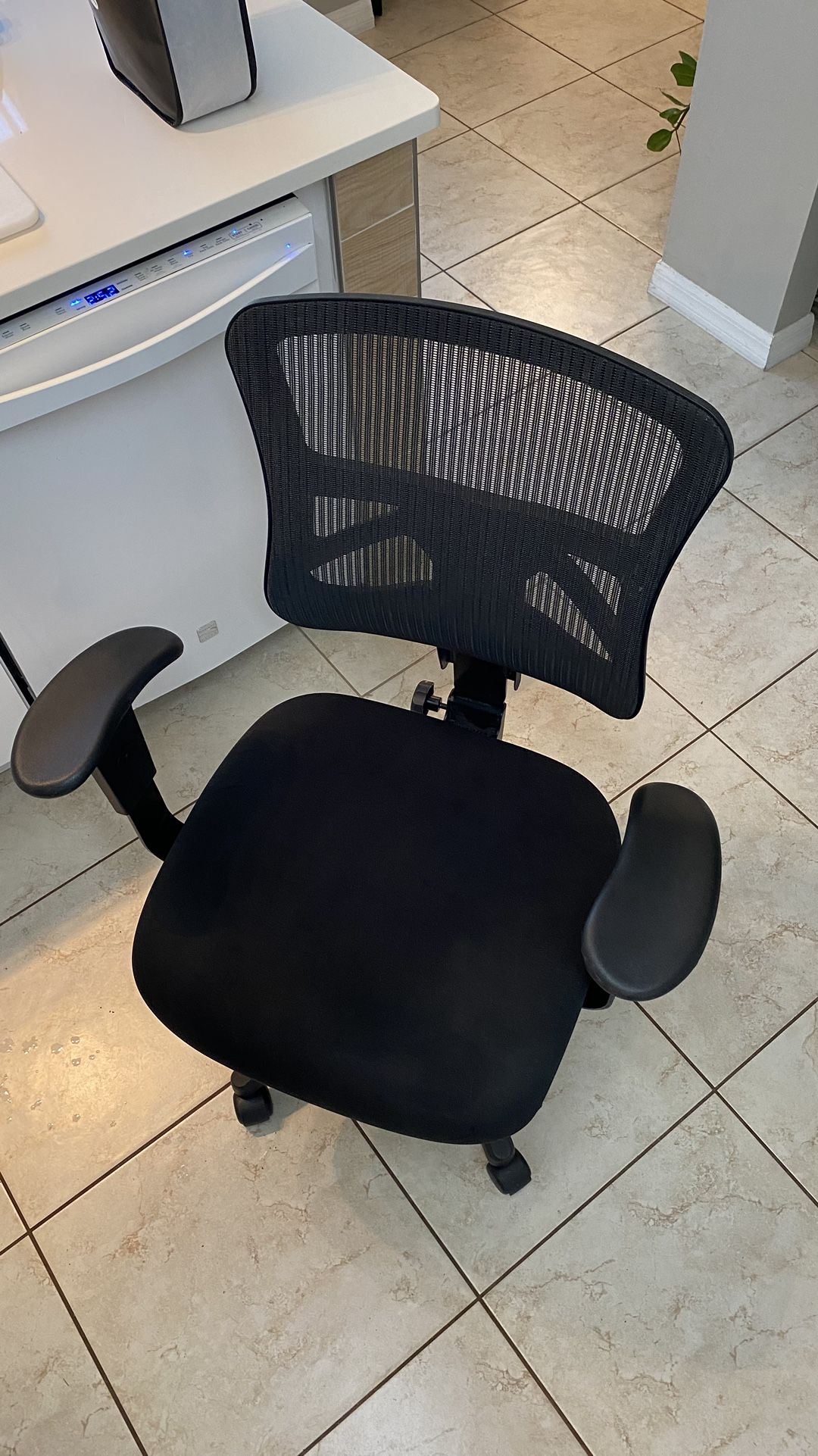 Ergonomic Adjustable  Office Chair - Herman Miller Style