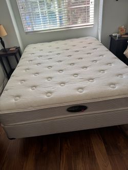 Beautyrest Studio Queen Mattress, Box Spring, & Bed Frame