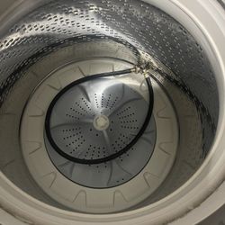 Kennmore washer and Dryer Set.